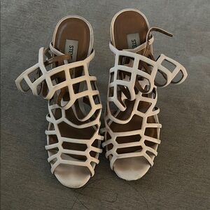 Women's Cream Strappy Sandals